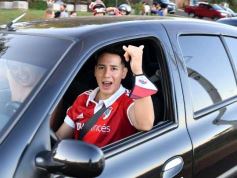 Foto de la galería: Hinchas de River recordaron la victoria ante Boca en Madrid con una caravana en Posadas
