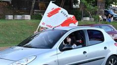 Foto de la galería: Hinchas de River recordaron la victoria ante Boca en Madrid con una caravana en Posadas