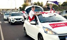 Foto de la galería: Hinchas de River recordaron la victoria ante Boca en Madrid con una caravana en Posadas