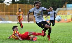 Sixto Fotografías. Deportes. Torneo Federal A - Triunfazo de Crucero ante Boca Unidos