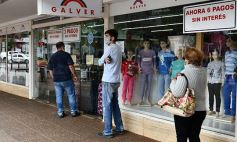 Sixto Fotografías. Sociedad. Varios - Posadas, otra vez en movimiento