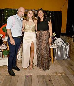 Foto de la galería: Los 15 años de Constanza Lobato