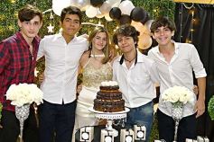 Foto de la galería: Los 15 años de Constanza Lobato