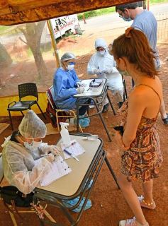 Foto de la galería: Ingreso a Misiones: continúan con los controles sanitarios