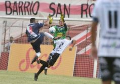 Foto de la galería: Torneo Regional: Triunfo de Guaraní 3 a 2 sobre Atlético Posadas