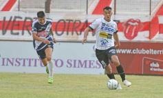 Foto de la galería: Torneo Regional: Triunfo de Guaraní 3 a 2 sobre Atlético Posadas