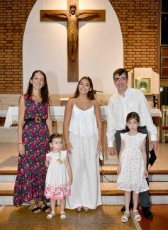 Foto de la galería: Misa Blanca por los 15 años de Delfina Viñas