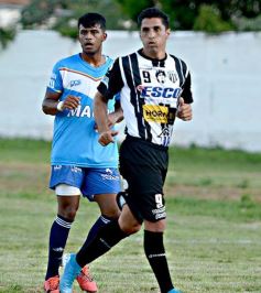 Foto de la galería: Atlético Posadas perdió por 2 a 1 con Victoria de Curuzú Cuatiá