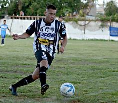 Foto de la galería: Atlético Posadas perdió por 2 a 1 con Victoria de Curuzú Cuatiá