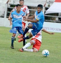 Foto de la galería: Guaraní empató con Victoria y quedó al borde de la eliminación