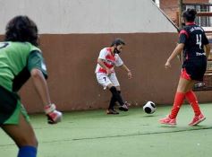 Foto de la galería: Yamila Rodríguez fue reconocida por el club Huracán