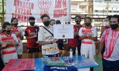 Foto de la galería: Yamila Rodríguez fue reconocida por el club Huracán