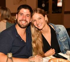 Foto de la galería: Noche de sábado en El Rancho