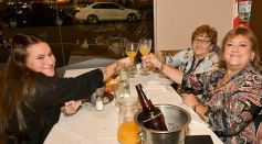 Foto de la galería: Noche de sábado en El Rancho