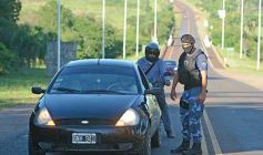 Foto de la galería: Misiones mantiene los controles sanitarios en sus ingresos