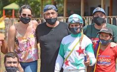 Foto de la galería: Volvió el turf al hipódromo de Posadas