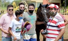 Foto de la galería: Volvió el turf al hipódromo de Posadas