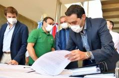 Foto de la galería: La EBY entregó el nuevo edificio para la Policía de Misiones