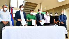 Foto de la galería: La EBY entregó el nuevo edificio para la Policía de Misiones