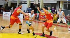 Foto de la galería: Victoria de Tokio ante OTC en la segunda fecha del Torneo Federal de Básquet