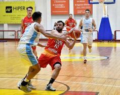 Foto de la galería: Victoria de Tokio ante OTC en la segunda fecha del Torneo Federal de Básquet