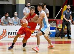 Foto de la galería: Victoria de Tokio ante OTC en la segunda fecha del Torneo Federal de Básquet