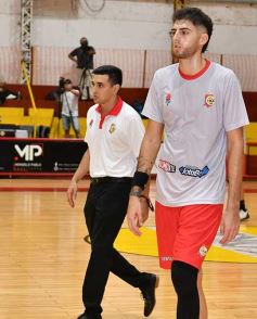 Foto de la galería: Victoria de Tokio ante OTC en la segunda fecha del Torneo Federal de Básquet