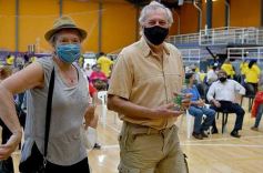 Foto de la galería: Continúa la vacunación contra el Covid-19 en Posadas