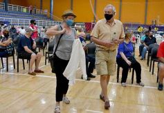 Foto de la galería: Continúa la vacunación contra el Covid-19 en Posadas