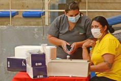 Foto de la galería: Continúa la vacunación contra el Covid-19 en Posadas