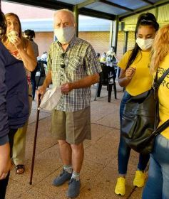 Foto de la galería: Continúa la vacunación contra el Covid-19 en Posadas