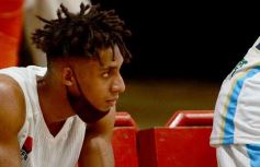 Foto de la galería: Tokio festejó en casa y sigue como líder