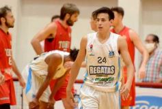 Foto de la galería: Tokio festejó en casa y sigue como líder