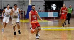 Foto de la galería: Tokio festejó en casa y sigue como líder