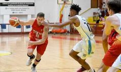 Foto de la galería: Tokio festejó en casa y sigue como líder