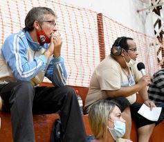 Foto de la galería: Tokio festejó en casa y sigue como líder