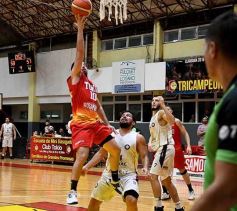 Foto de la galería: Tokio estiró su buena racha en casa