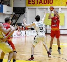 Foto de la galería: Tokio estiró su buena racha en casa