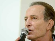 Foto de la galería: Crónicas de Malvinas en la voz de Nicolás Kasanzew