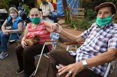 Foto de la galería: Por la salud de nuestros adultos mayores