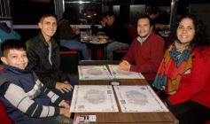 Foto de la galería: Noche de cena show en Oleg