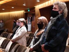 Foto de la galería: Posadas cantó a la Patria en la vigilia del 25 de mayo