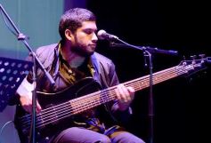 Foto de la galería: Posadas cantó a la Patria en la vigilia del 25 de mayo