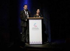 Foto de la galería: Posadas cantó a la Patria en la vigilia del 25 de mayo