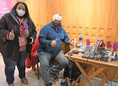 Foto de la galería: Posadas cantó a la Patria en la vigilia del 25 de mayo