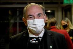 Foto de la galería: Posadas cantó a la Patria en la vigilia del 25 de mayo