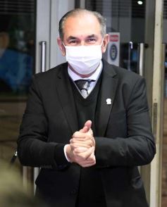 Foto de la galería: Posadas cantó a la Patria en la vigilia del 25 de mayo