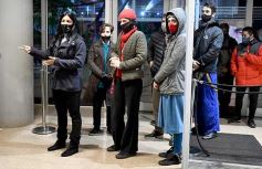 Foto de la galería: Posadas cantó a la Patria en la vigilia del 25 de mayo