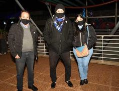 Foto de la galería: Posadas cantó a la Patria en la vigilia del 25 de mayo