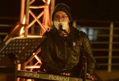 Foto de la galería: Posadas cantó a la Patria en la vigilia del 25 de mayo